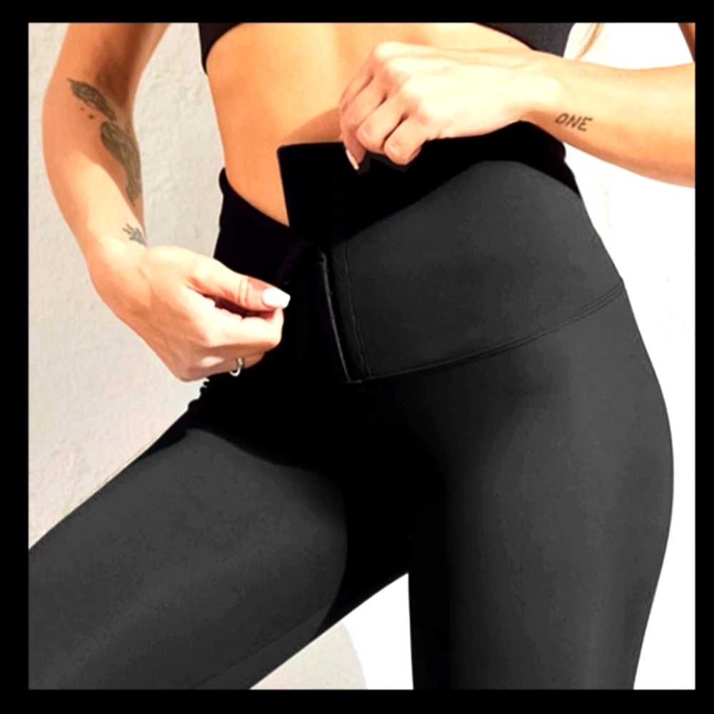 New Sports/Yoga leggings Stretchable with adjustable waist